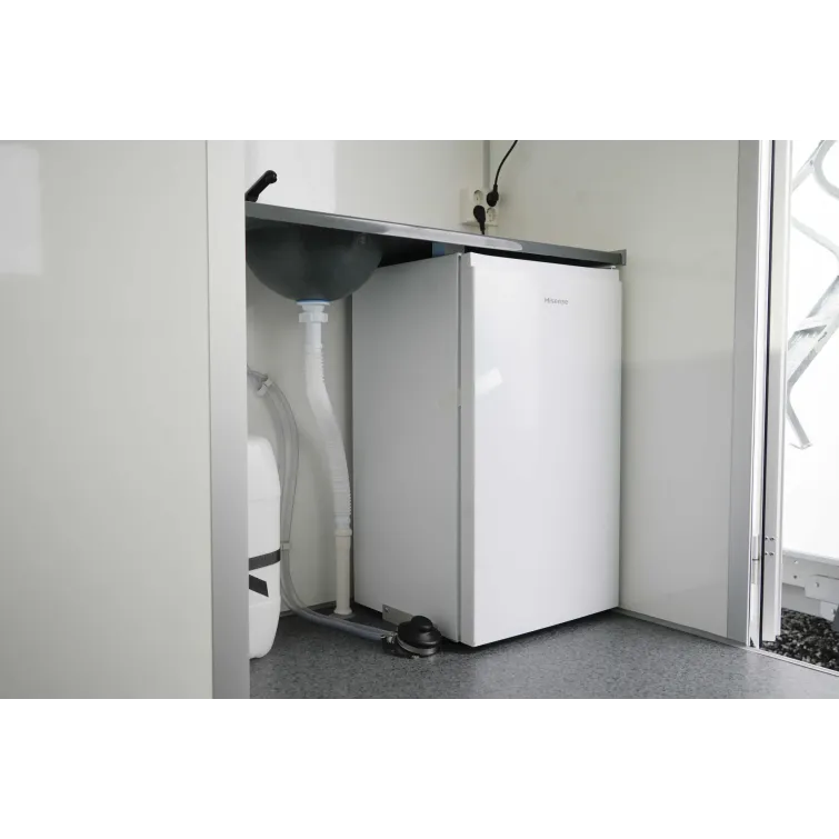 ALRO 6 hlö taukovaunu (wc + keittiö altaalla)