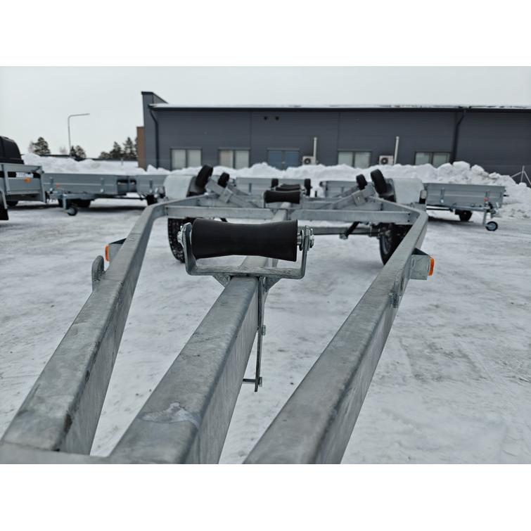 Trailermate 1 400kg (640 x 210 cm) CLASSIC venetraileri