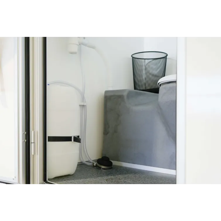 ALRO 4 hlö taukovaunu (wc + minikeittiö)