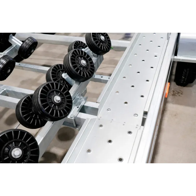 Trailermate 2700kg (820 x 231 cm) (Multirulla) venetraileri