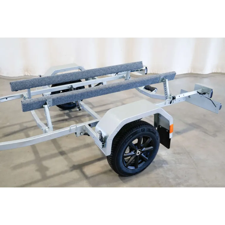 TRAILERMATE 750 kg (530 x 200 cm) vesijettitraileri (tuplatuet)