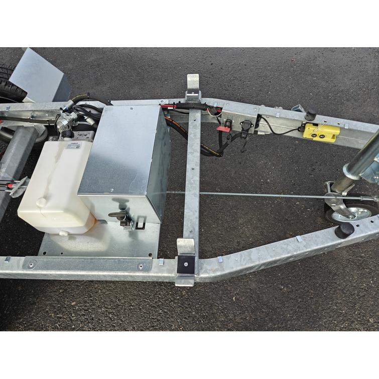 Humbaur HUK152314 1500 kg (230 x 140 cm) + verkkolaidat