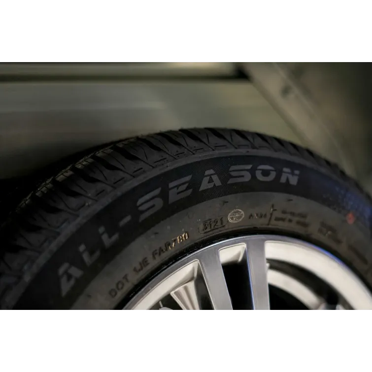 Tomason alumiinivanteet 175/65 R14 kiillotettu 4x100 (kitka)